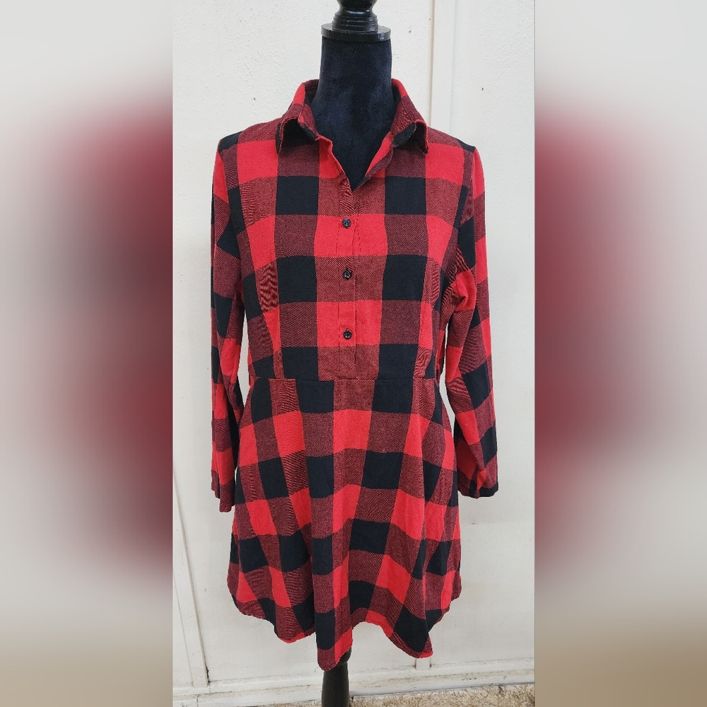 Fannyinn red and black flannel mini dress.  No belt.  Size L